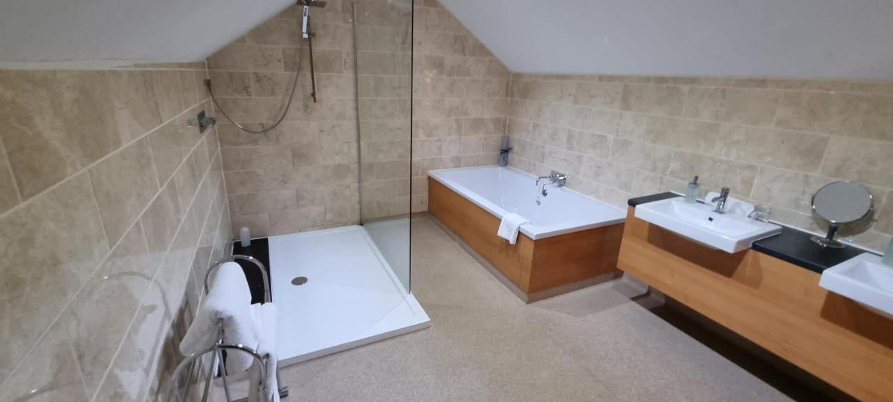 Ecclefechan Hotel Екстериор снимка