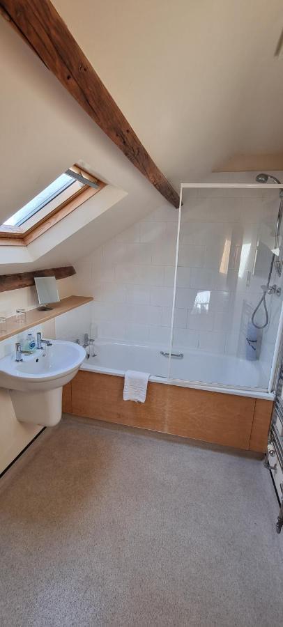 Ecclefechan Hotel Екстериор снимка